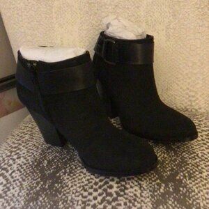 NEVER WORN! Kenzie Black Booties